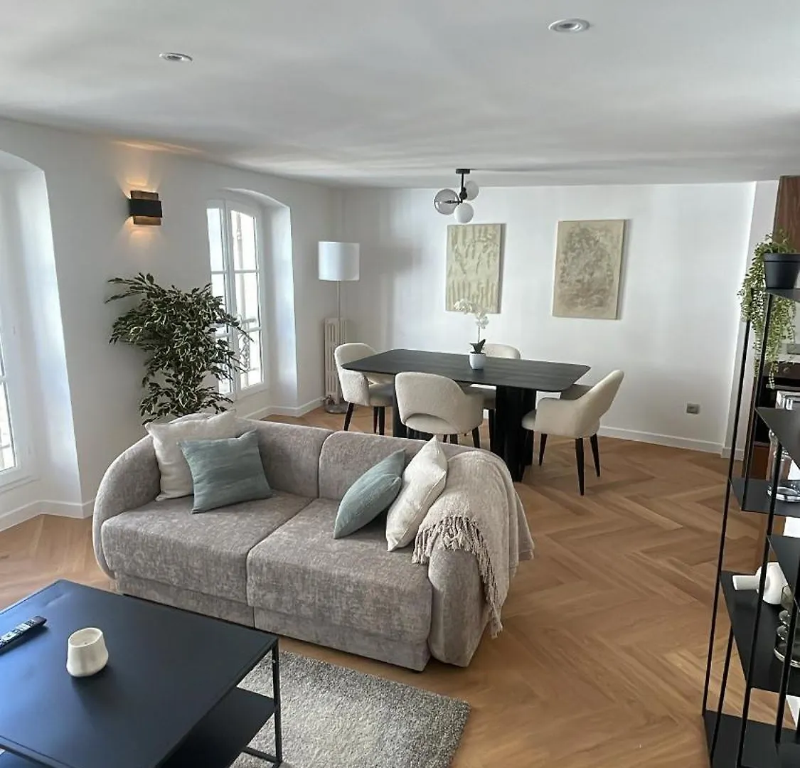 Neuf A 500m Des Champs-elysees Apartment *